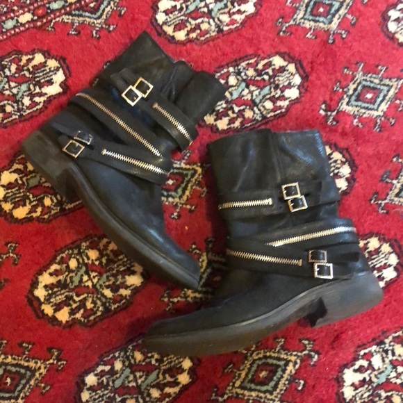Vince Camuto motorcycle boots